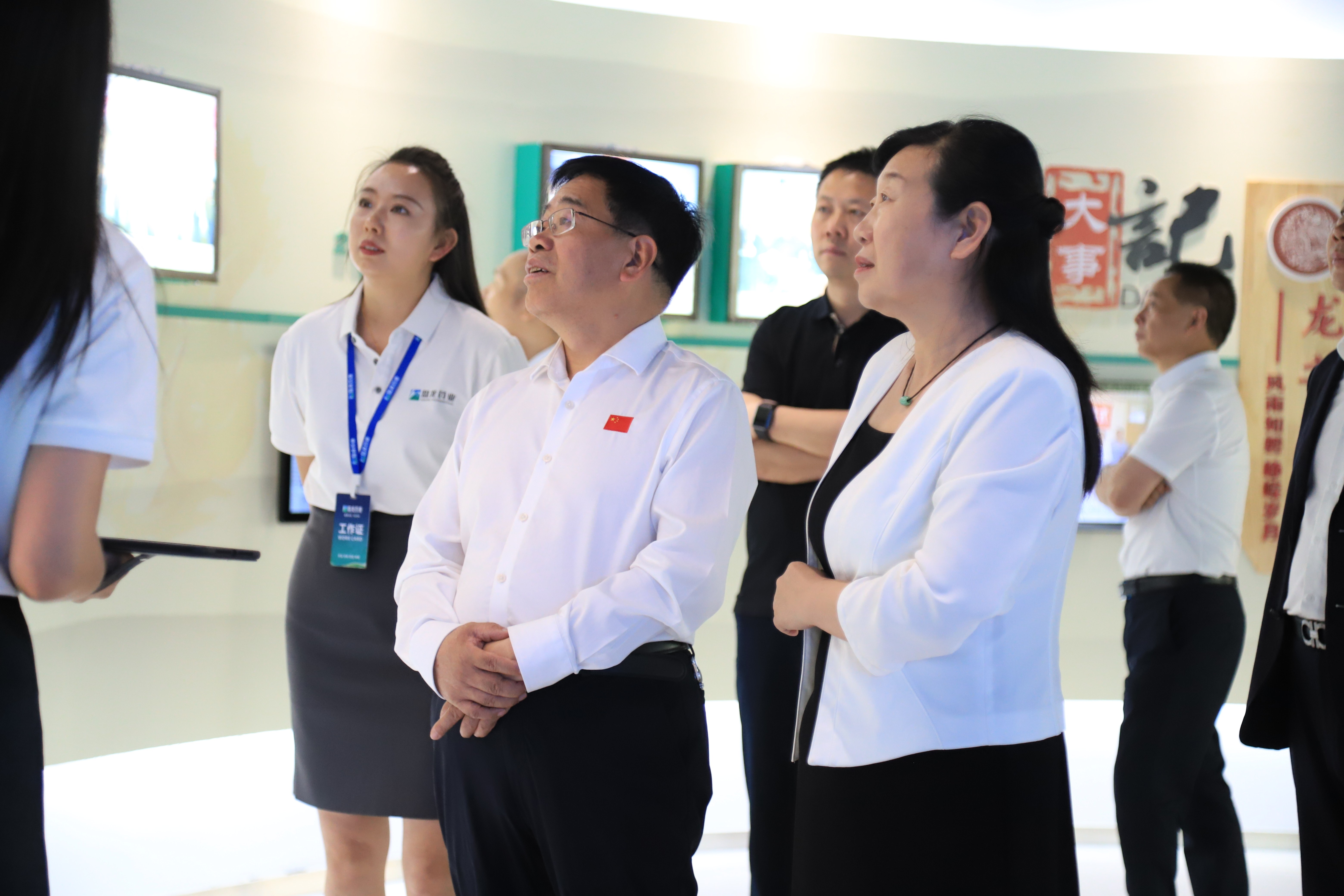 1747962150.jpg IMG_4952.jpg