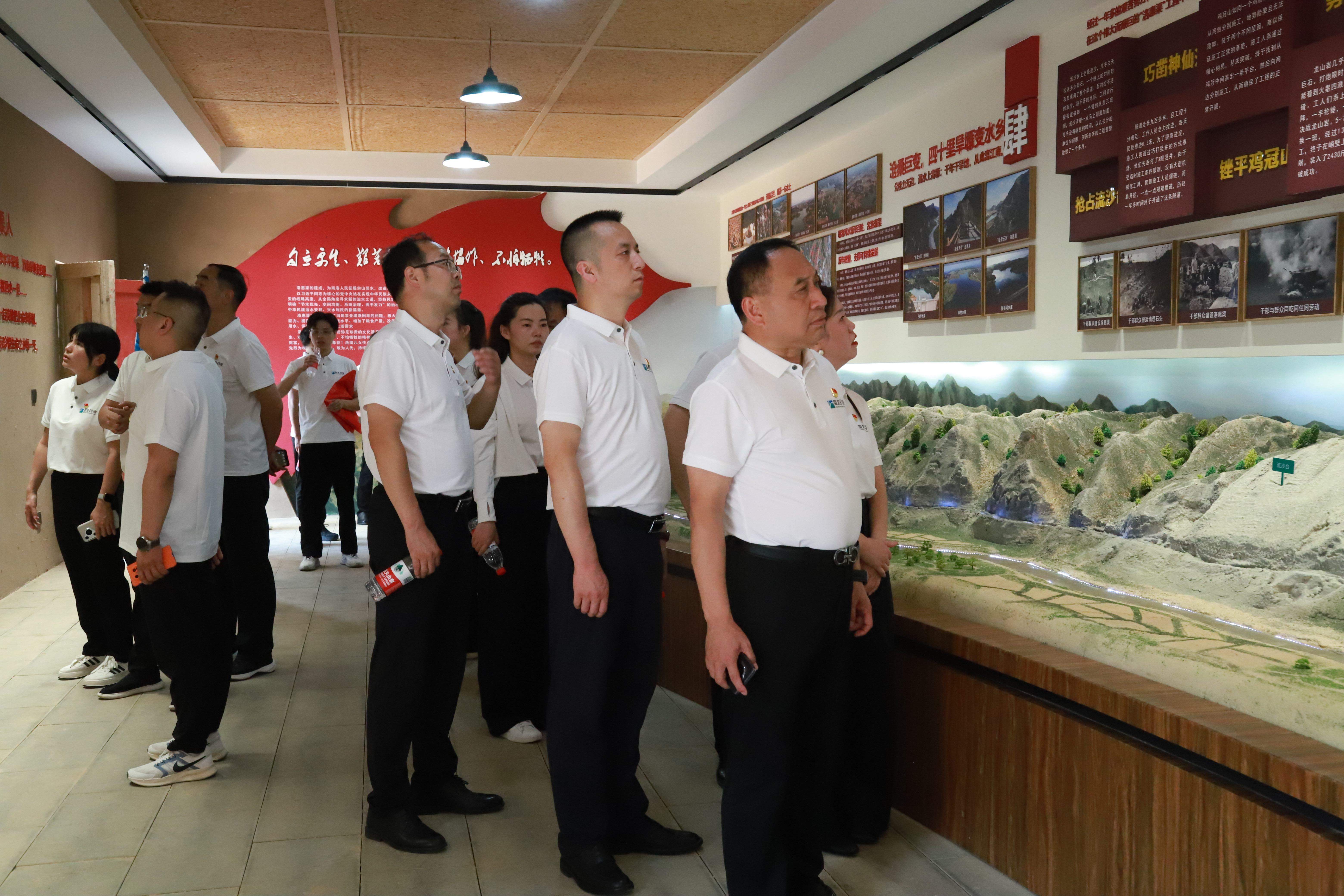 1751508602.jpg 10.JPG