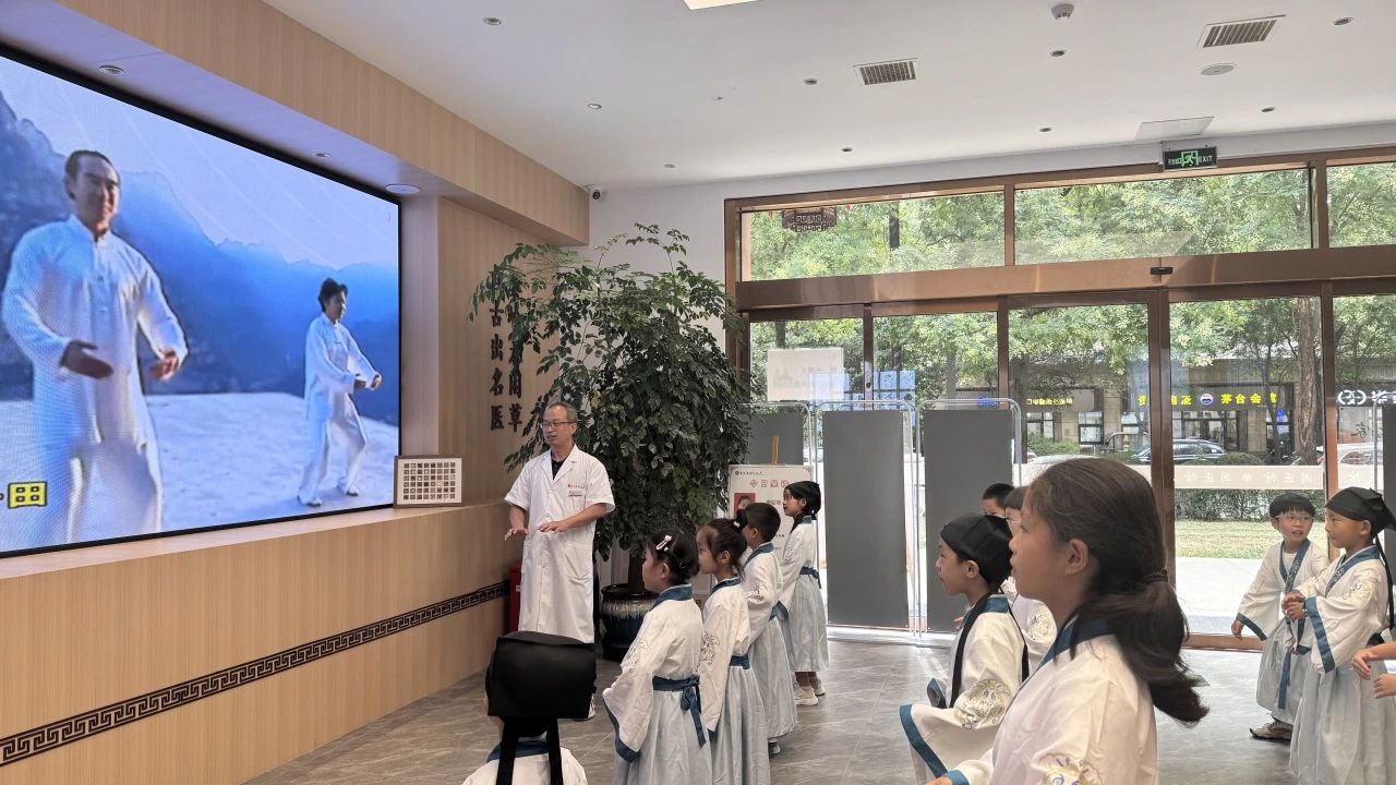 1754448509.jpg 6.jpg